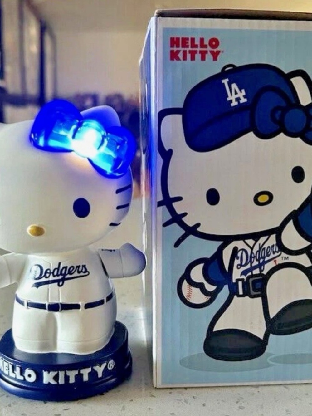 Hello Kitty Dodgers Light-Up Bow Figurine - White & Blue